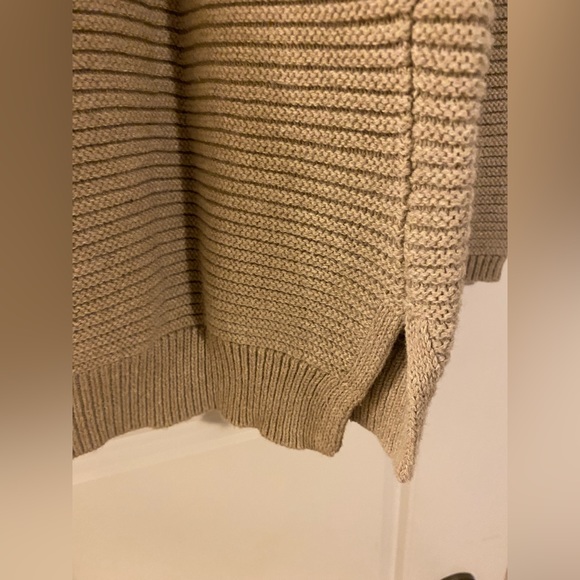 Kenneth Cole reaction cowl neck sweater - Picture 3 of 8